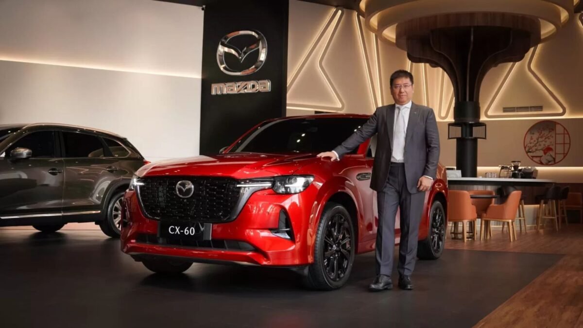 Mazda Bersiap Cetak Rekor Penjualan Meski Tak Punya Lini Mobil Listrik